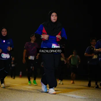 Runner Photo 7463398