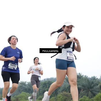 Runner Photo 7463406