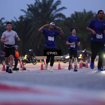Runner Photo 7463450