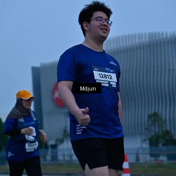 Runner Photo 7463467