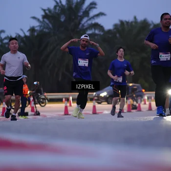 Runner Photo 7463517