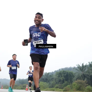 Runner Photo 7463532