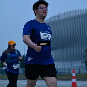 Runner Photo 7463566