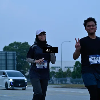 Runner Photo 7463579