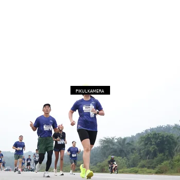 Runner Photo 7463629