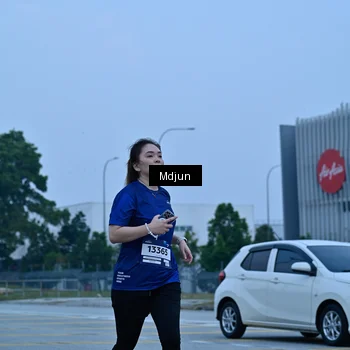 Runner Photo 7463641