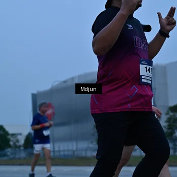 Runner Photo 7463654
