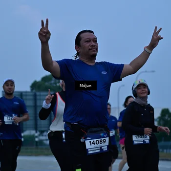 Runner Photo 7463658