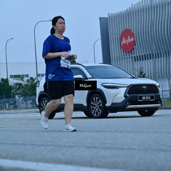 Runner Photo 7463675