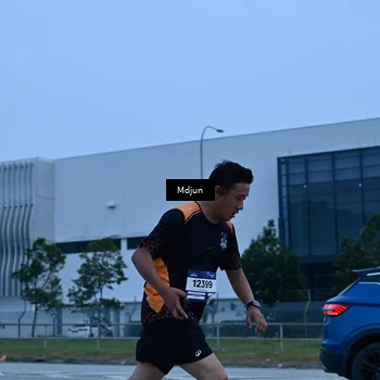Runner Photo 7463691