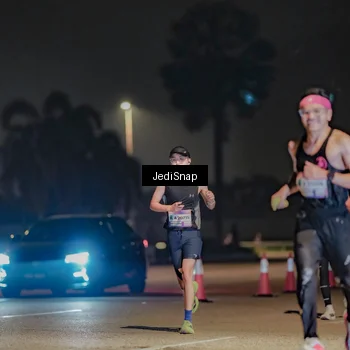 Runner Photo 7463723
