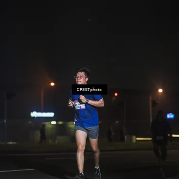 Runner Photo 7463737