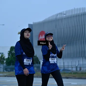 Runner Photo 7463742