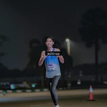 Runner Photo 7463756