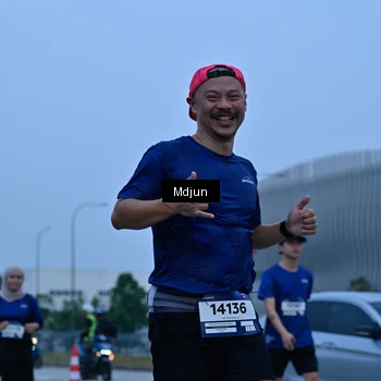 Runner Photo 7463821