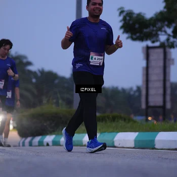 Runner Photo 7463837