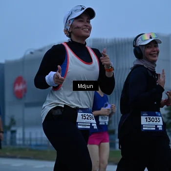 Runner Photo 7463891