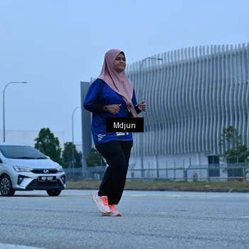 Runner Photo 7463898