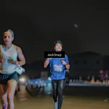 Runner Photo 7463899