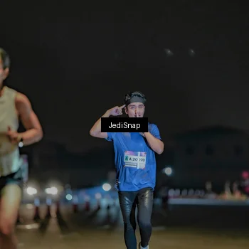 Runner Photo 7463923