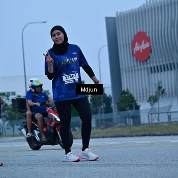 Runner Photo 7463973