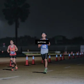 Runner Photo 7463983