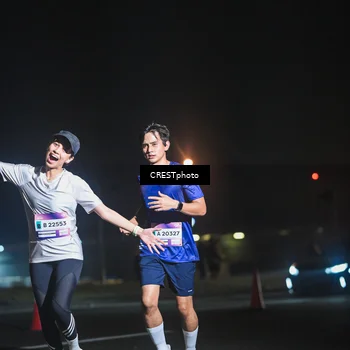 Runner Photo 7464001