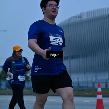 Runner Photo 7464005