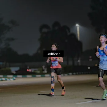 Runner Photo 7464007