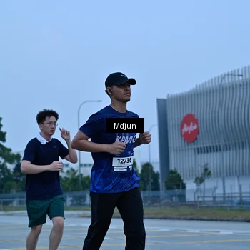 Runner Photo 7464010