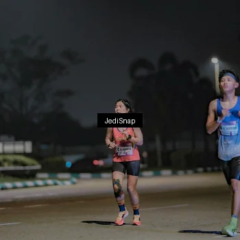 Runner Photo 7464035
