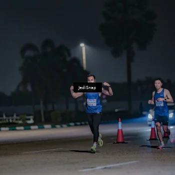 Runner Photo 7464043