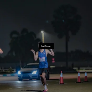 Runner Photo 7464078