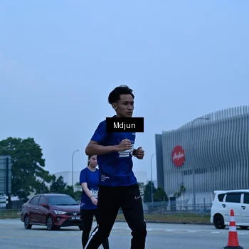 Runner Photo 7464123