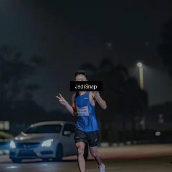 Runner Photo 7464131