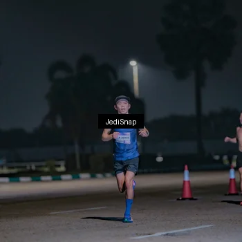 Runner Photo 7464170