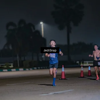 Runner Photo 7464224