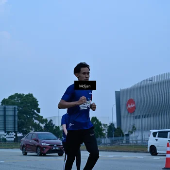 Runner Photo 7464253