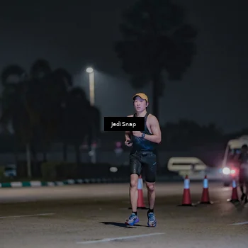 Runner Photo 7464285