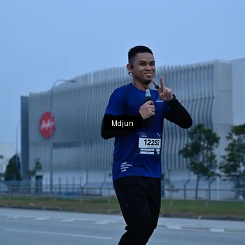 Runner Photo 7464293
