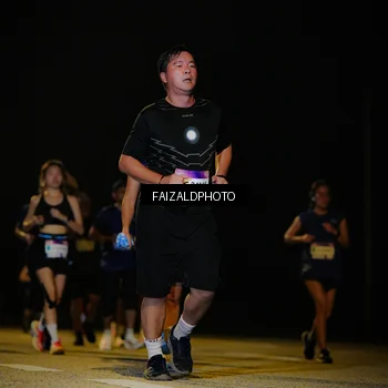 Runner Photo 7464299