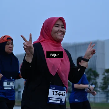 Runner Photo 7464307