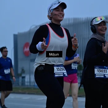 Runner Photo 7464309