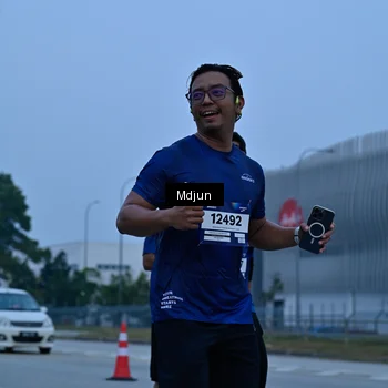 Runner Photo 7464342