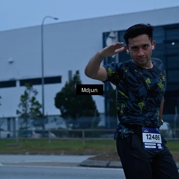 Runner Photo 7464352