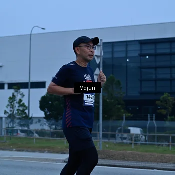 Runner Photo 7464384