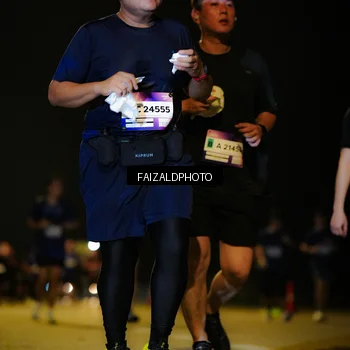 Runner Photo 7464400
