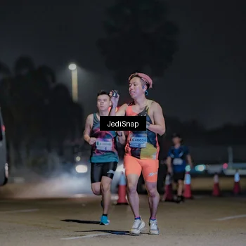 Runner Photo 7464415