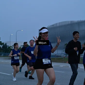 Runner Photo 7464417