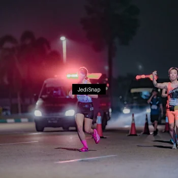 Runner Photo 7464418